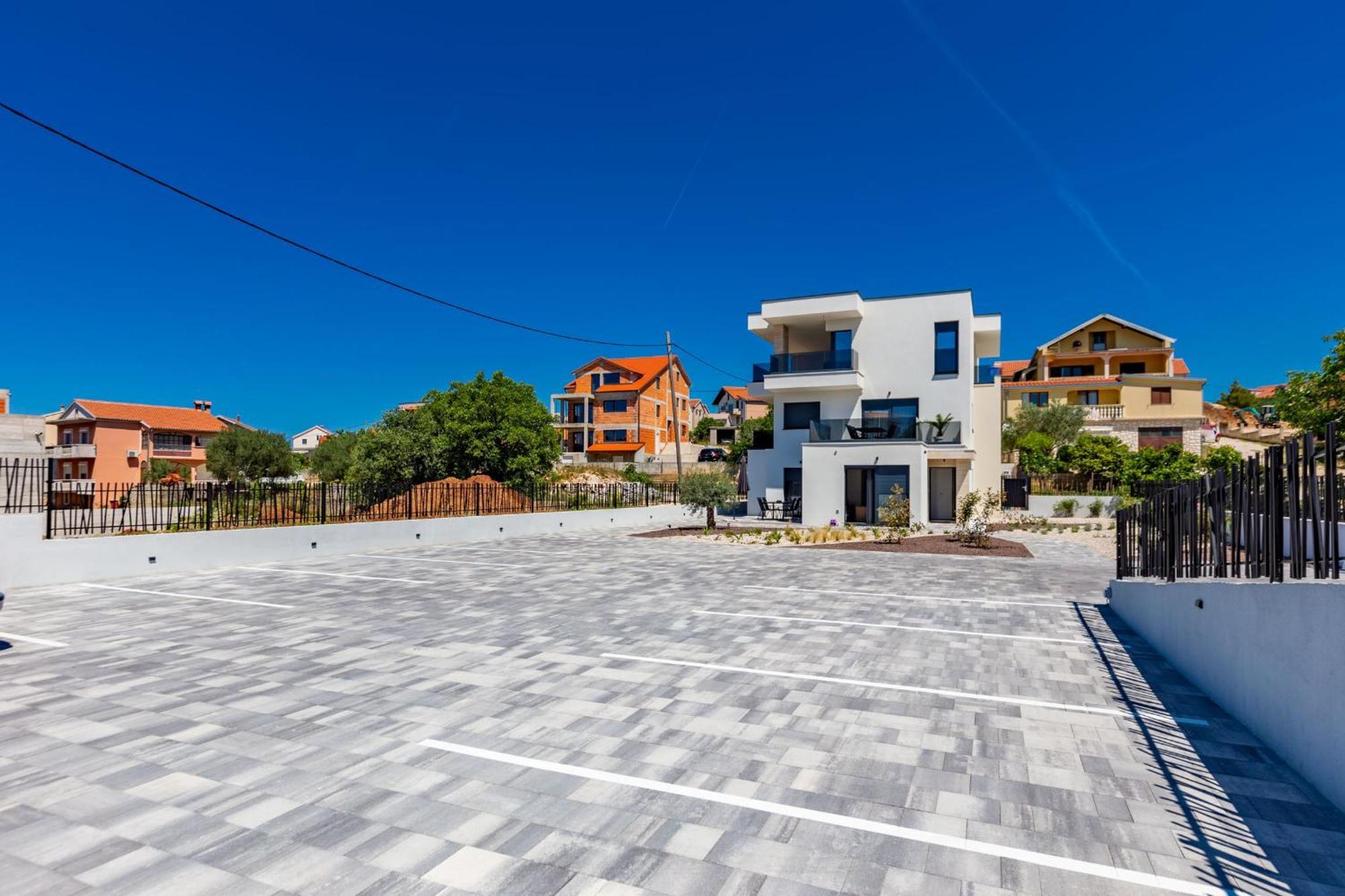Casa Mia Apartments With Parking زادار المظهر الخارجي الصورة