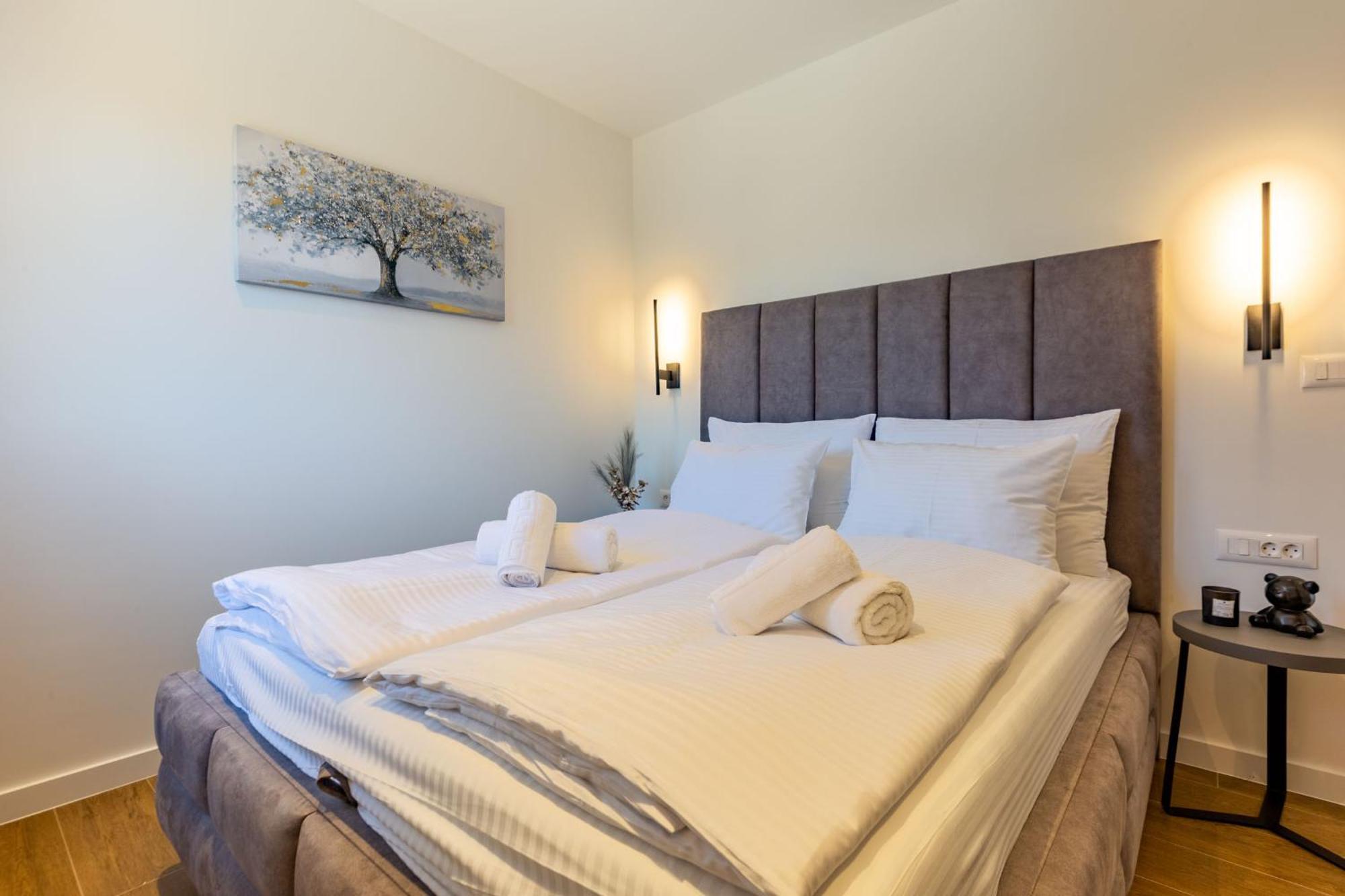 Casa Mia Apartments With Parking زادار المظهر الخارجي الصورة