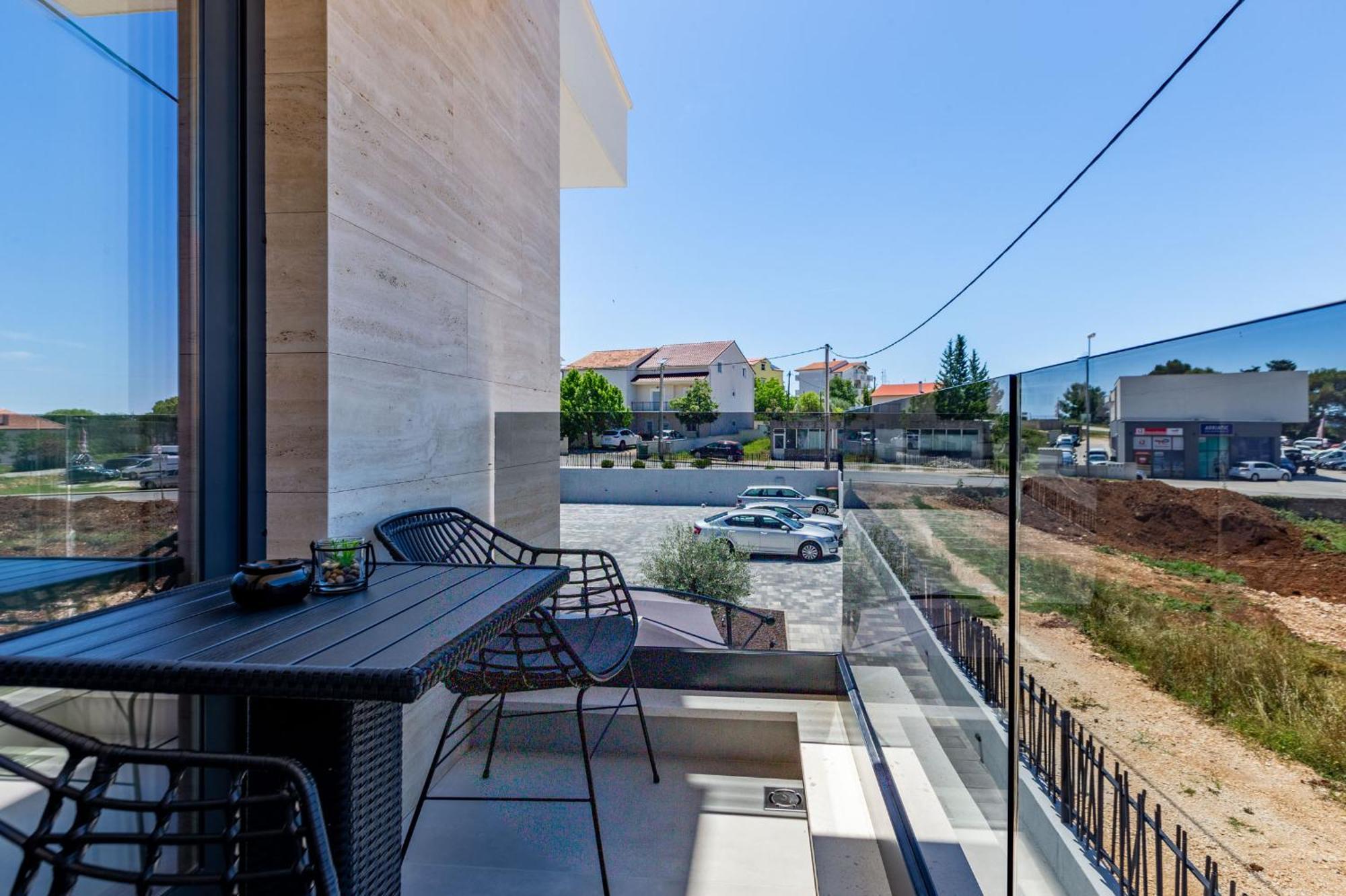 Casa Mia Apartments With Parking زادار المظهر الخارجي الصورة