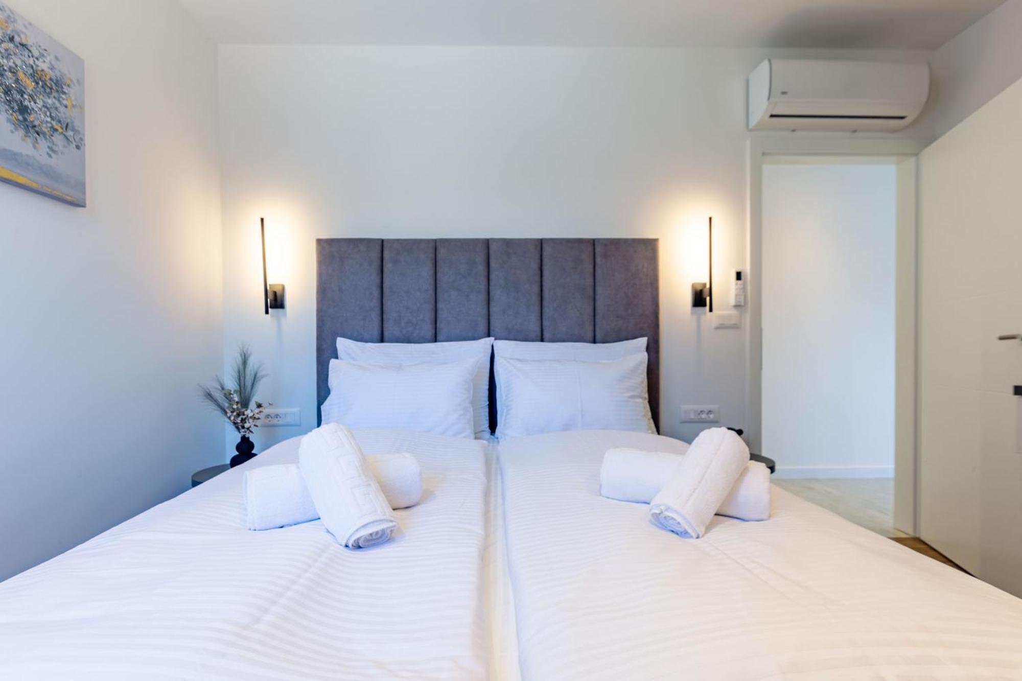 Casa Mia Apartments With Parking زادار المظهر الخارجي الصورة